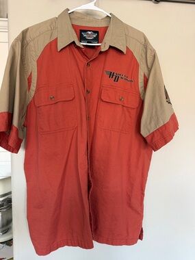 Harley-Davidson Two-Tone Short Sleeve Button-Down Shirt in Rust and Khaki